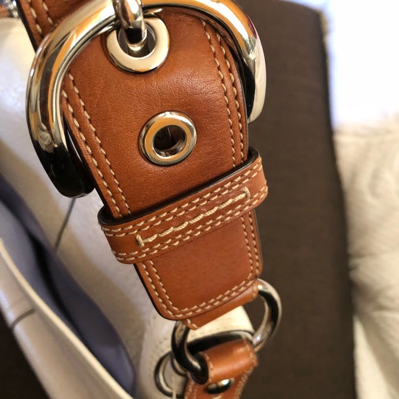 Coach Handbag Shoulder Purse Pebbled Leather - Picture 4 of 8